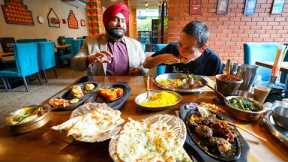 Indian Street Food - KING of CHICKEN TIKKA!! | Best North Indian Restaurants in Bangkok!!