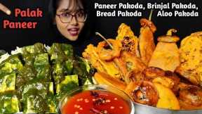 Eating Palak Paneer, Varieties of Pakoda | Onion Pakoda, Bread Pakoda | Big Bites | Asmr Eating