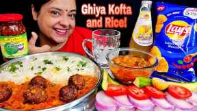 EATING GHIYA KOFTA CURRY WITH RICE, SALAD, CHIPS, PINEAPPLE JUICE | Indian Veg Home Food Mukbang